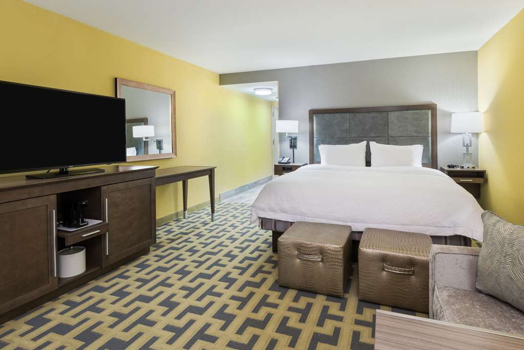 Hampton Inn & Suites Atlanta Buckhead Place Δωμάτιο φωτογραφία