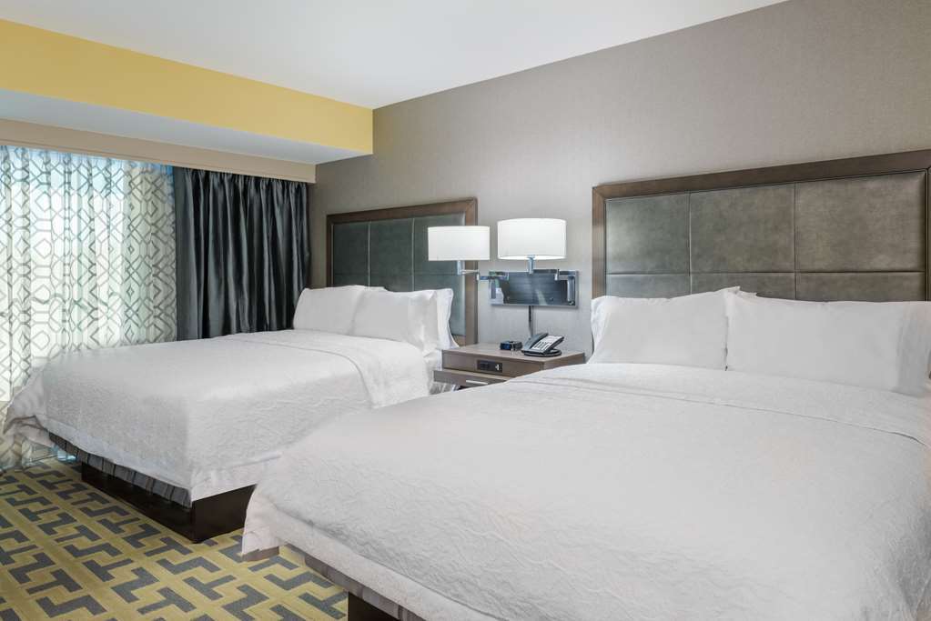 Hampton Inn & Suites Atlanta Buckhead Place Δωμάτιο φωτογραφία