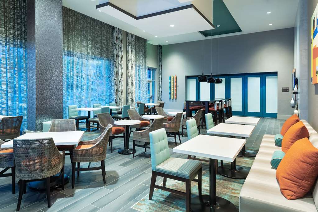 Hampton Inn & Suites Atlanta Buckhead Place Εστιατόριο φωτογραφία