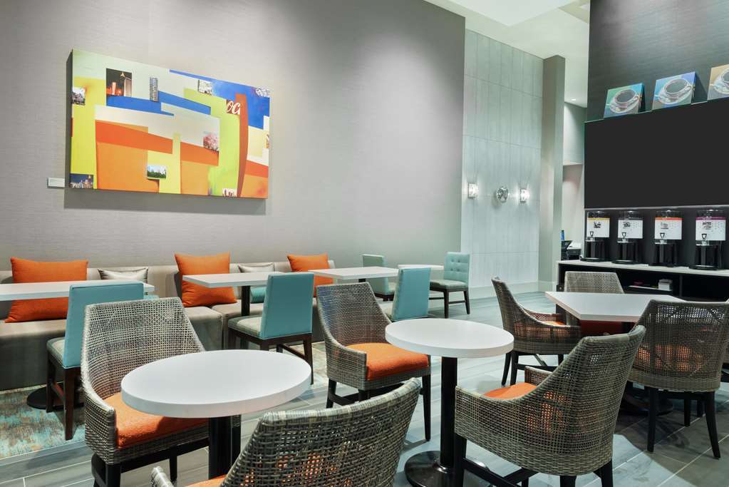 Hampton Inn & Suites Atlanta Buckhead Place Εξωτερικό φωτογραφία